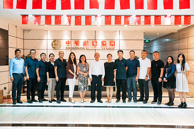 青島體悟走進(jìn)中裝建設(shè)，體會傳統(tǒng)行業(yè)的轉(zhuǎn)型升級